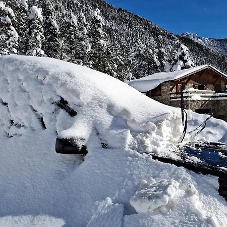 بيت ضيافة Setcases-vallter Mitja Pensio 3 3*